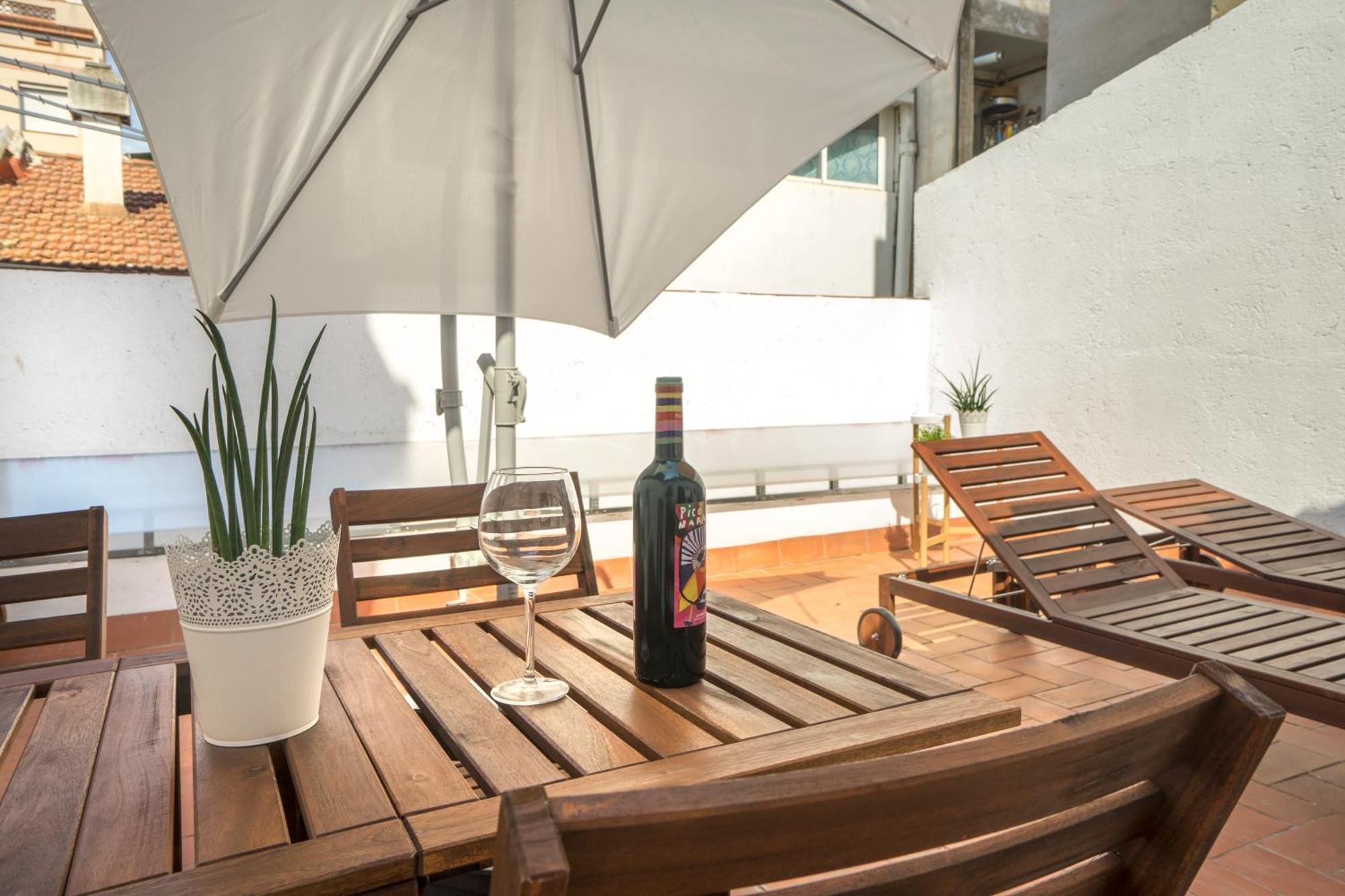 Hotelito Boutique Cinca โอสปิตาเล็ต เดอ โยเบรกัต ภายนอก รูปภาพ